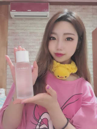 언더텐 바다포도 수분토너 — 5점을 준 리뷰어가 2020년 6월 올린 사용 사진