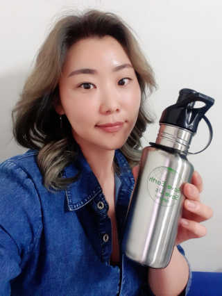 비타맘 지구를 지키는 리퓨리 정수물병 - 플라스틱 남용 예방 — 5점을 준 리뷰어가 2020년 5월 올린 사용 사진
