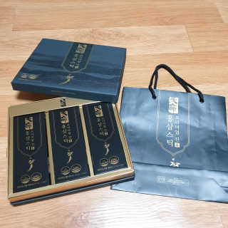 헬스업_천명진프리미엄홍삼스틱_10ml x 30포 — 5점을 준 리뷰어가 2020년 10월 올린 사용 사진