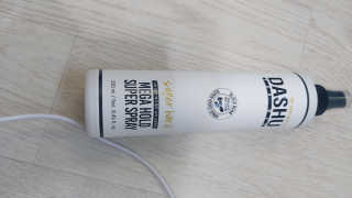 다슈코리아 다슈 포 맨 프리미엄 메가 홀드 슈퍼 스프레이 250ml — 4점을 준 리뷰어가 2020년 12월 올린 사용 사진