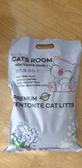 겟플렉스 켓플렉스 캣츠룸BS-1 고양이모래 4kg — 5점을 준 리뷰어가 2020년 12월 올린 사용 사진
