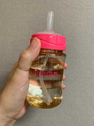 유비맘 PPSU 젖병 노꼭지_200ml_컬러 랜덤 발송 — 5점을 준 리뷰어가 2020년 9월 올린 사용 사진