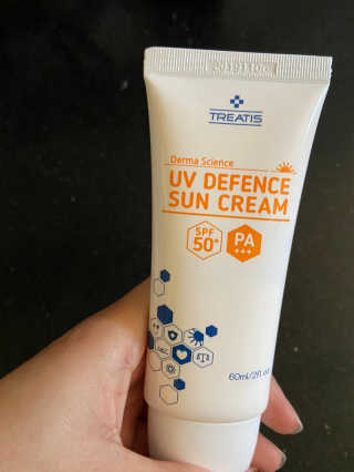 트리티스 US [TREATIS] UV Defence Sun Cream PA+++ / SPF50+ — 5점을 준 리뷰어가 2020년 12월 올린 사용 사진