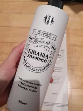 키라니아 피토스칼프 탈모완화 기능성샴푸 500ml — 5점을 준 리뷰어가 2020년 12월 올린 사용 사진