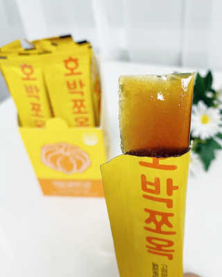 조은약초 국산 늙은 호박즙 호박쪼옥 젤리 20g x 15포 — 4점을 준 리뷰어가 2020년 8월 올린 사용 사진