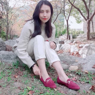 세인트디보스 스웨이드 로퍼 플랫 1cm — 5점을 준 리뷰어가 2020년 10월 올린 사용 사진