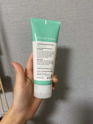 [마더메이드]엑스폴리에이팅 아쿠아 필링젤 w.그린티_K — 5점을 준 리뷰어가 2020년 10월 올린 사용 사진