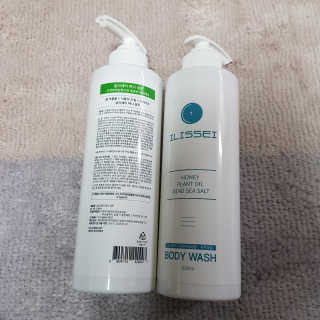 일리세이 허니 샴푸 500ml + 허니 바디워시 500ml 세트 — 3.5점을 준 리뷰어가 2020년 4월 올린 사용 사진