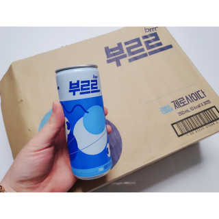 [칼로리 걱정 NO 제로칼로리 탄산음료]  부담없이 즐기는 부르르Brrr~~ 제로 사이다 — 5점을 준 리뷰어가 2020년 11월 올린 사용 사진