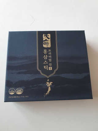 헬스업_천명진프리미엄홍삼스틱_10ml x 30포 — 5점을 준 리뷰어가 2020년 7월 올린 사용 사진
