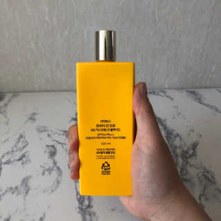 네이처컬렉션 이자녹스 UV 선 프로 365 익스트림 선 플루이드 100ml — 3.5점을 준 리뷰어가 2020년 5월 올린 사용 사진
