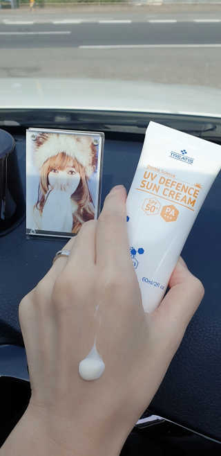 [트리티스] UV 디펜스 선크림 PA+++ / SPF50+  60ml — 5점을 준 리뷰어가 2020년 10월 올린 사용 사진