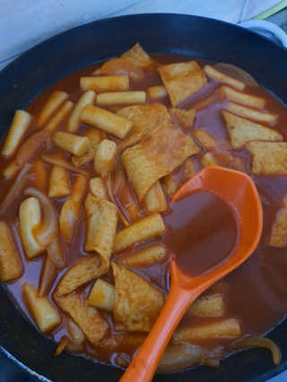 [심플리쿡]창화당떡볶이+모둠만두, 쫄면+굴림만두 SET — 5점을 준 리뷰어가 2020년 9월 올린 사용 사진
