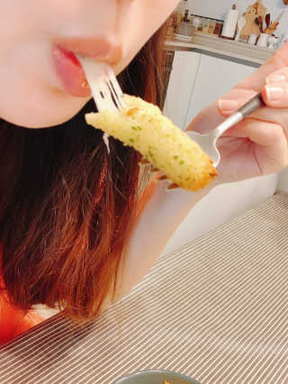 가치식탁 리얼치즈스틱, 리얼크림치즈볼 — 5점을 준 리뷰어가 2020년 11월 올린 사용 사진