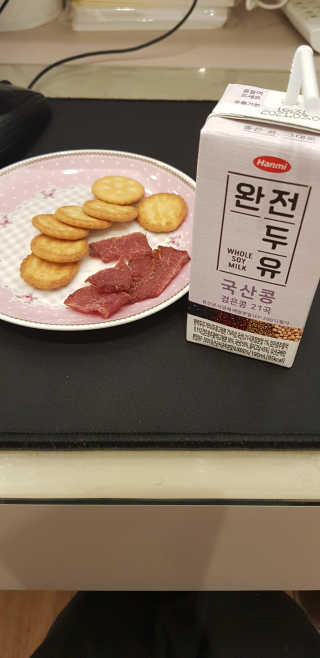세상간단 완전푸드 [완전두유] 5종 — 5점을 준 리뷰어가 2020년 4월 올린 사용 사진