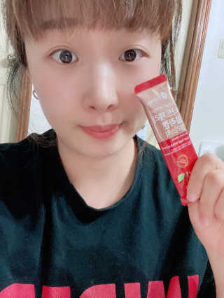 자연에온 가득담은 몽모랑시 타트체리 콜라겐 젤리스틱 — 5점을 준 리뷰어가 2020년 12월 올린 사용 사진