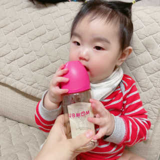 유비맘 PPSU 젖병 노꼭지_260ml_컬러 랜덤 발송 — 5점을 준 리뷰어가 2020년 10월 올린 사용 사진