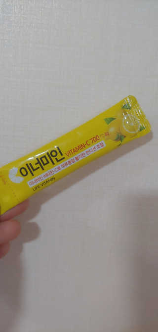이너미인 VITAMIN-C 700 — 5점을 준 리뷰어가 2020년 9월 올린 사용 사진