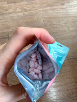 입 냄새 완화에 도움을 주는 에티켓 캔디 복숭아맛 앳캔디 — 4.5점을 준 리뷰어가 2020년 12월 올린 사용 사진