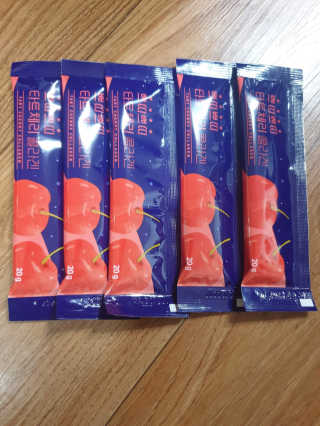 서울약사신협_쁘띠쁘띠타트체리콜라겐_20g x 14포 — 5점을 준 리뷰어가 2020년 12월 올린 사용 사진