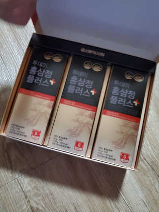 서울약사신협_투데이홍삼정플러스스틱_10g x 30포 — 5점을 준 리뷰어가 2020년 11월 올린 사용 사진