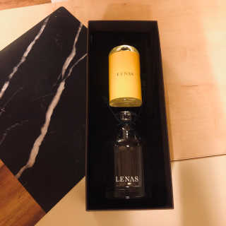 레나스 프리미엄 아로마 디퓨저 200ml  [1SET] — 4.5점을 준 리뷰어가 2020년 6월 올린 사용 사진