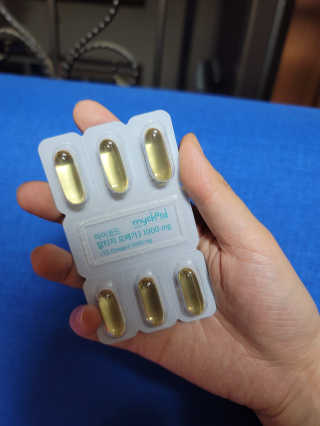 JW중외제약 마이코드 알티지 오메가3 1000 mg — 4점을 준 리뷰어가 2020년 8월 올린 사용 사진
