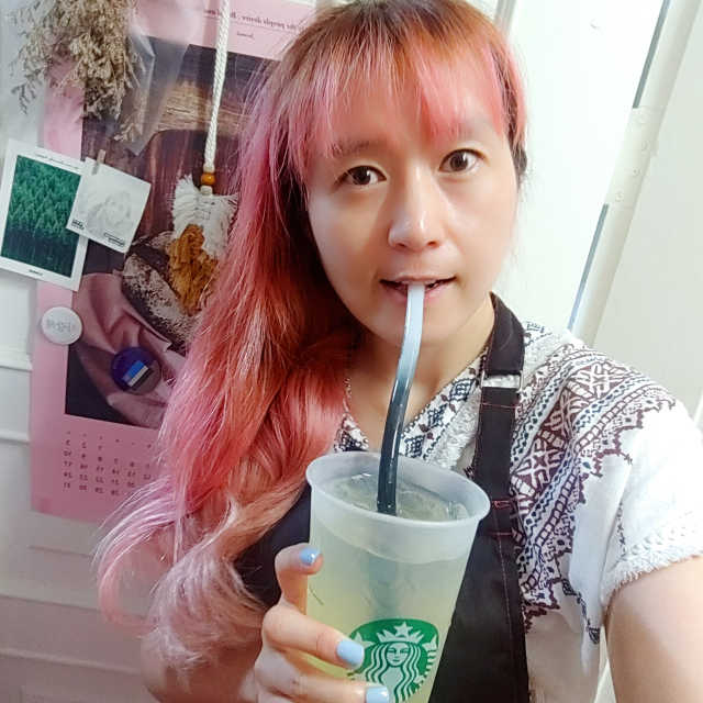 컬러체인지 개방형 실리콘 빨대 카멜로우 리뷰 사진