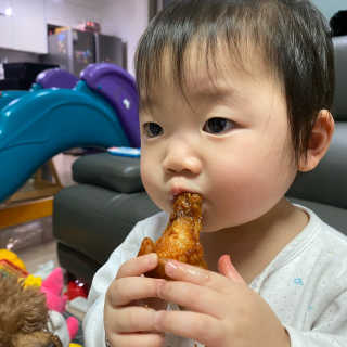 네네치킨 소이크런치윙봉 — 5점을 준 리뷰어가 2020년 4월 올린 사용 사진
