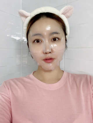 101스킨 영앤리치 하이드로겔 마스크팩 — 5점을 준 리뷰어가 2020년 12월 올린 사용 사진