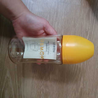 유비맘 PPSU 젖병 노꼭지_260ml_컬러 랜덤 발송 — 5점을 준 리뷰어가 2020년 7월 올린 사용 사진