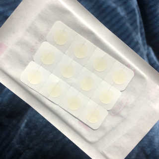 엘라밴드 하이드로 도트 스팟패치 12mm, 10mm — 5점을 준 리뷰어가 2020년 11월 올린 사용 사진