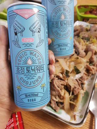 일화 소주와환상궁합 세계 3대 광천수로만든 초정토닉워터 — 4점을 준 리뷰어가 2020년 5월 올린 사용 사진