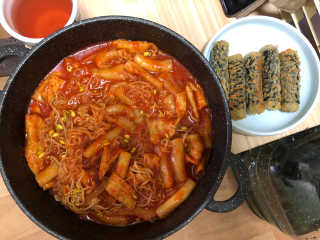 화곡미담 옛날 떡볶이 — 5점을 준 리뷰어가 2020년 5월 올린 사용 사진