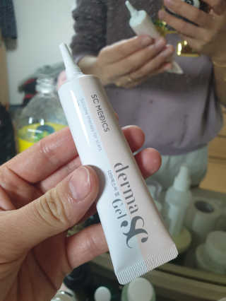 derma SC-Gel 더마에스씨 겔 20g — 5점을 준 리뷰어가 2020년 4월 올린 사용 사진