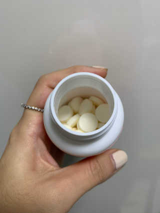 서울약사신협_비타민C플러스_1,200mg x 60정 — 5점을 준 리뷰어가 2020년 11월 올린 사용 사진