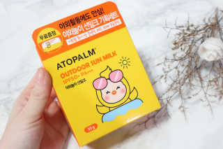 아토팜 야외놀이 선밀크 SPF50+ PA+++ — 5점을 준 리뷰어가 2020년 5월 올린 사용 사진