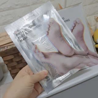 리더스코스메틱 리더스 프로 포커싱 풋 너리싱 마스크/5매 — 5점을 준 리뷰어가 2020년 8월 올린 사용 사진