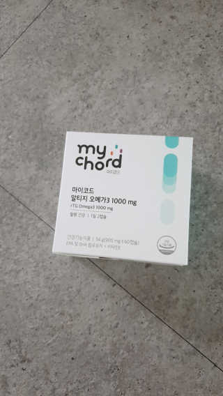 JW중외제약 마이코드 알티지 오메가3 1000 mg — 5점을 준 리뷰어가 2020년 7월 올린 사용 사진