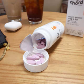 JW중외제약 마이코드 멀티비타민미네랄 포 우먼 — 5점을 준 리뷰어가 2020년 8월 올린 사용 사진