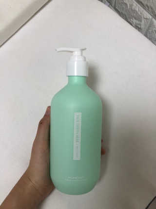 멈칫 향기좋은 약산성 샴푸, 단백질 퀵트리트먼트 택1 — 5점을 준 리뷰어가 2020년 7월 올린 사용 사진
