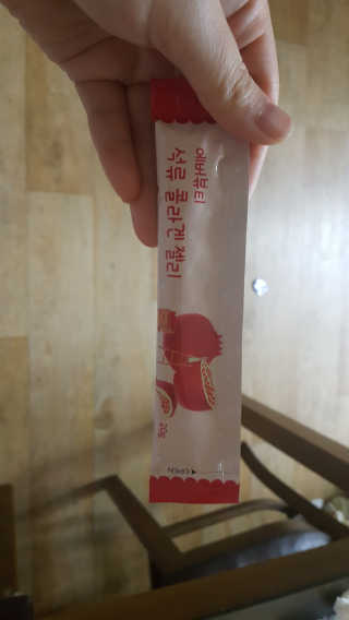 365더건강 에버뷰티 석류콜라겐 젤리 — 5점을 준 리뷰어가 2020년 7월 올린 사용 사진