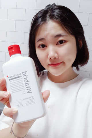 비타브리드 스칼프 샴푸 플러스 — 5점을 준 리뷰어가 2020년 4월 올린 사용 사진