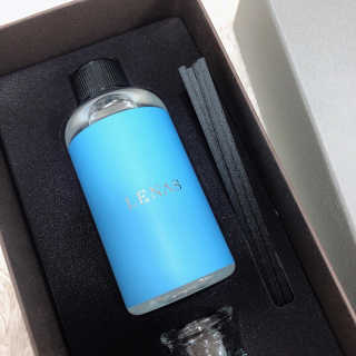 레나스 프리미엄 아로마 디퓨저 200ml  [1SET] — 4.5점을 준 리뷰어가 2020년 9월 올린 사용 사진