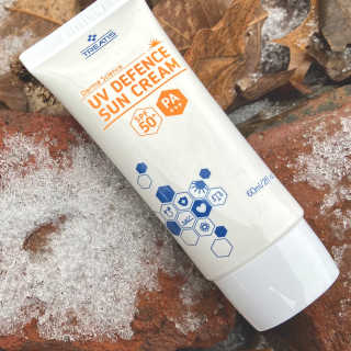 트리티스 US [TREATIS] UV Defence Sun Cream PA+++ / SPF50+ — 4점을 준 리뷰어가 2021년 1월 올린 사용 사진