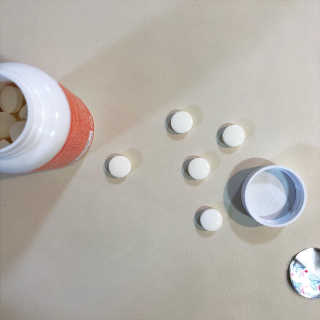 서울약사신협_비타민C플러스_1,200mg x 60정 — 5점을 준 리뷰어가 2020년 11월 올린 사용 사진