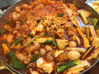 [살롱드곱떡 강남점] 떡볶이 2중 택1+버터갈릭감자튀김 — 3점을 준 리뷰어가 2020년 6월 올린 사용 사진