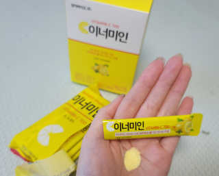 이너미인 VITAMIN-C 700 — 5점을 준 리뷰어가 2020년 10월 올린 사용 사진