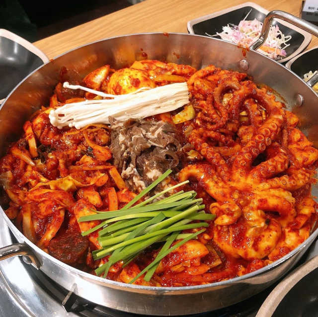 [철판떼기 방이점] 모둠볶음小 or 전골 리뷰 사진