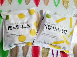 가치식탁 리얼치즈스틱, 리얼크림치즈볼 — 5점을 준 리뷰어가 2020년 8월 올린 사용 사진